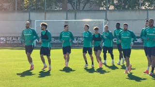 Bajas importantes marcan la sesión a cinco días del derbi