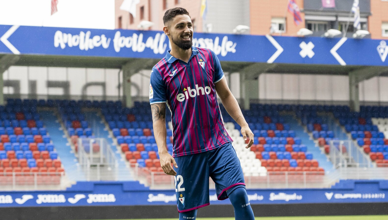 Claro con Athletic Club y Deportivo de la Coruña