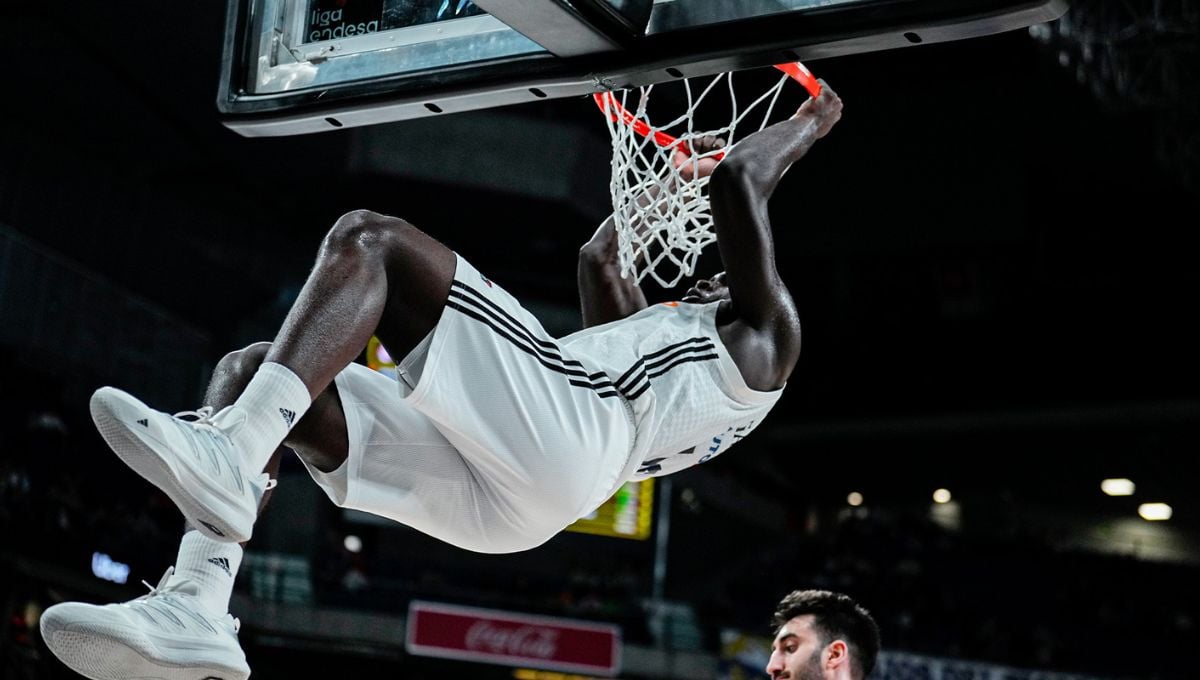 Usman Garuba alza la voz y responde a Scariolo sobre la exigencia de jugar en el Real Madrid: "Habrá días buenos y otros malos, pero tenemos que estar listos siempre”