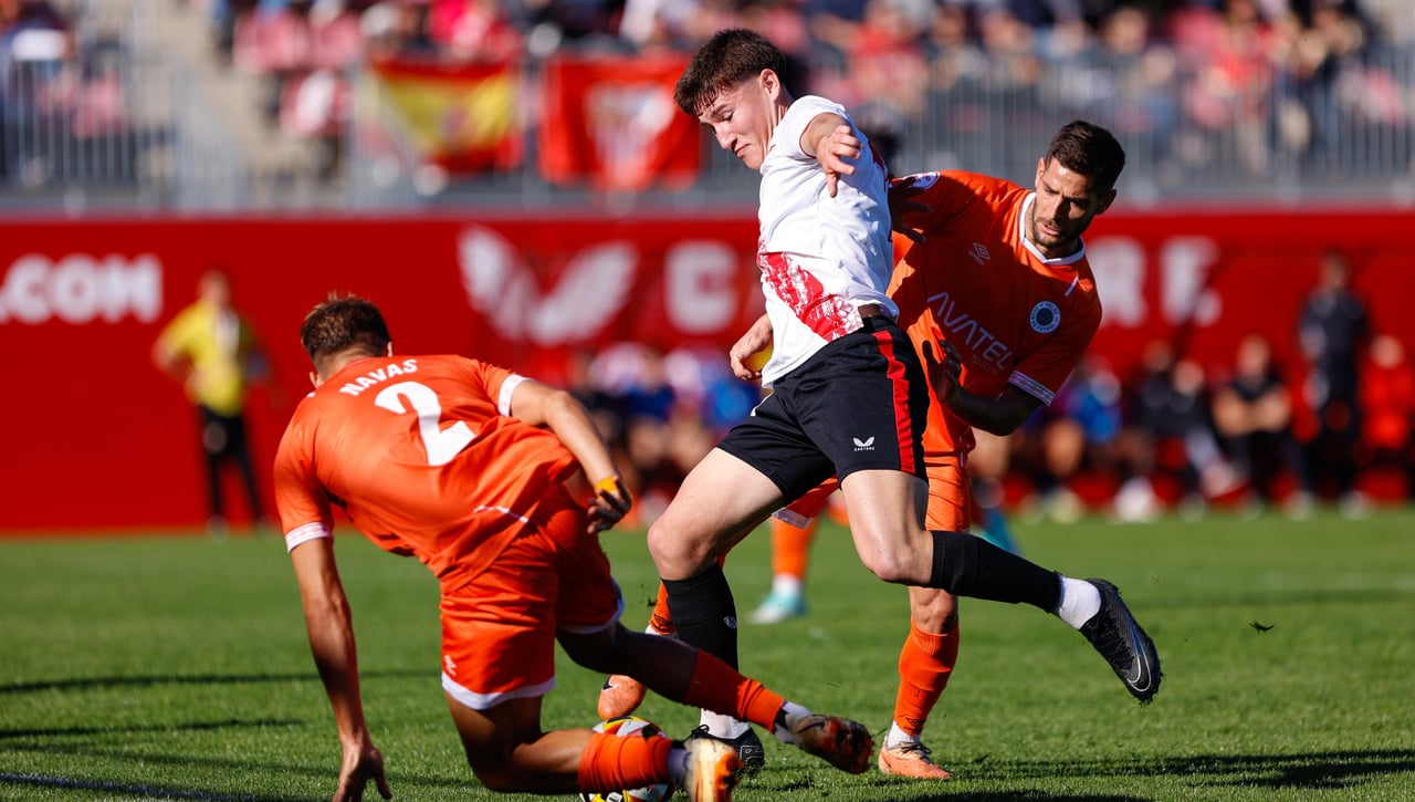 El Sevilla Atlético saca su carácter de líder para sumar un valioso punto (1-1)