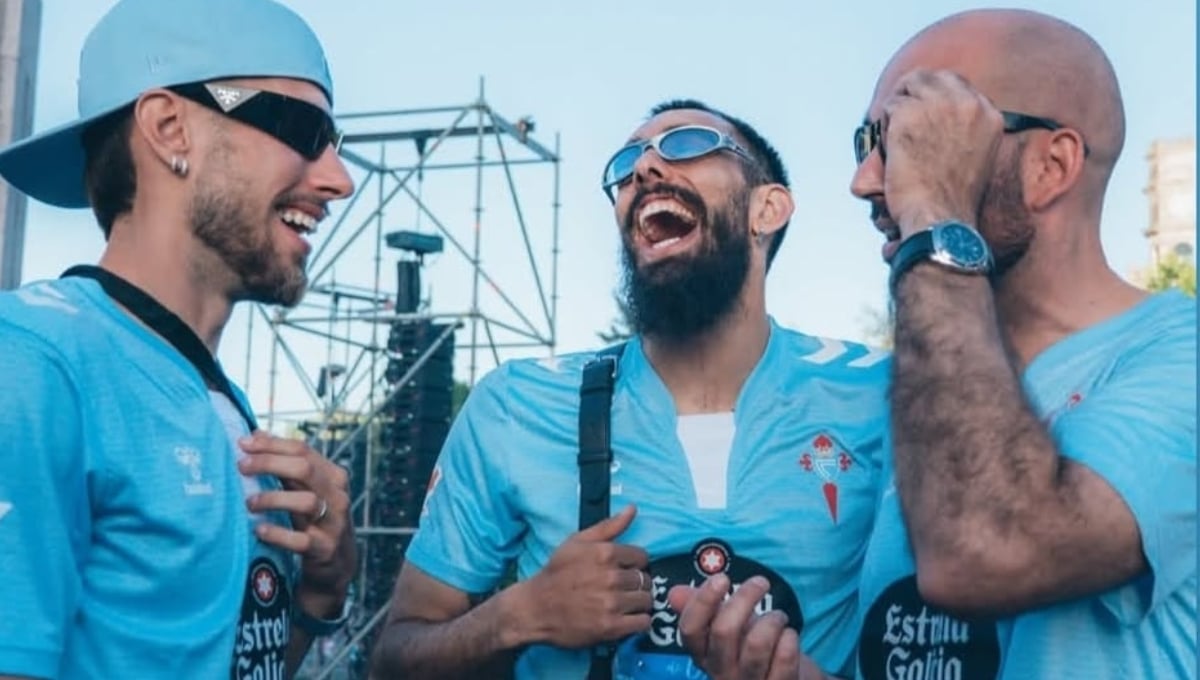 Borja Iglesias presiona al Betis y viste la camiseta del Celta hasta en vacaciones