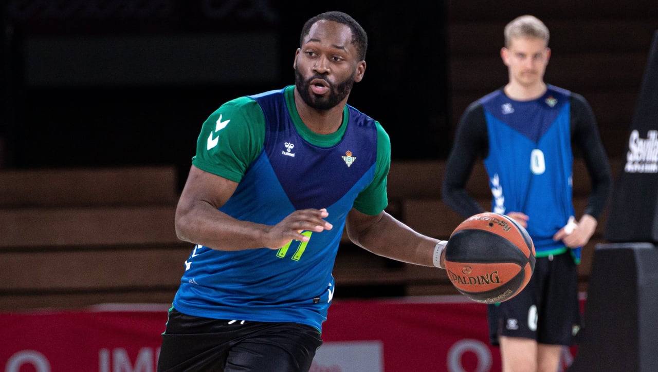 Pargo, presentado como el 'salvador' que liderará el milagro del Betis