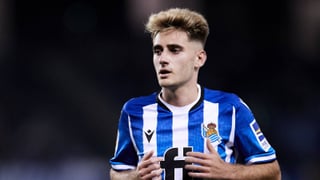 Sin dorsal en la Real Sociedad y con el futuro en el aire