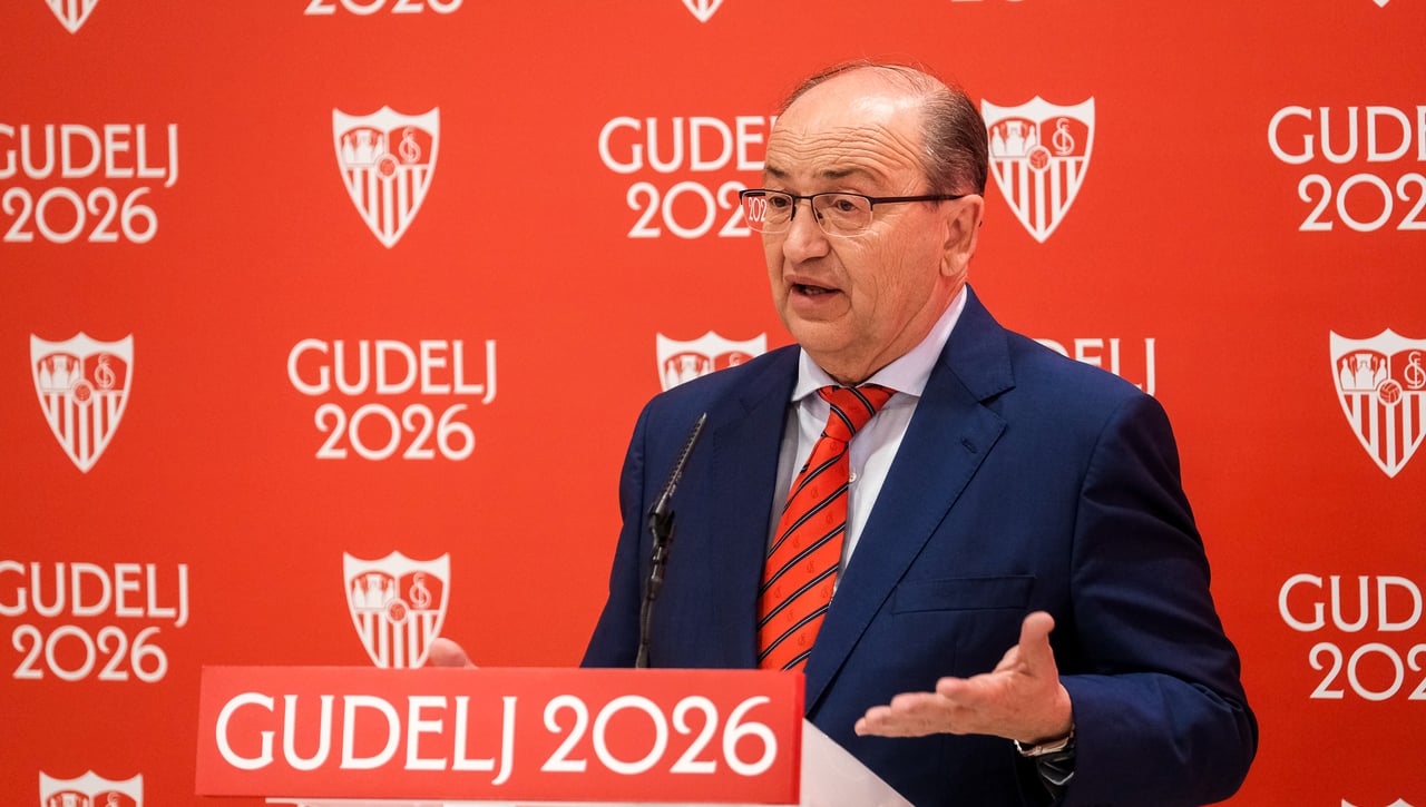 Castro, sobre la acusación de Isco Alarcón a Monchi, el derbi ante el Betis o las ventas de Bono y En-Nesyri