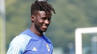 Obeng y Konrad de la Fuente, los refuerzos del Ceuta a última hora