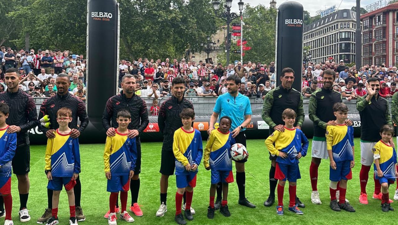 Jesús Navas regresa con otra camiseta y un MVP: "Disfrutando..."