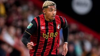 Puerta abierta para Araujo, el fichaje del Sevilla que impidieron Carmona y Juanlu