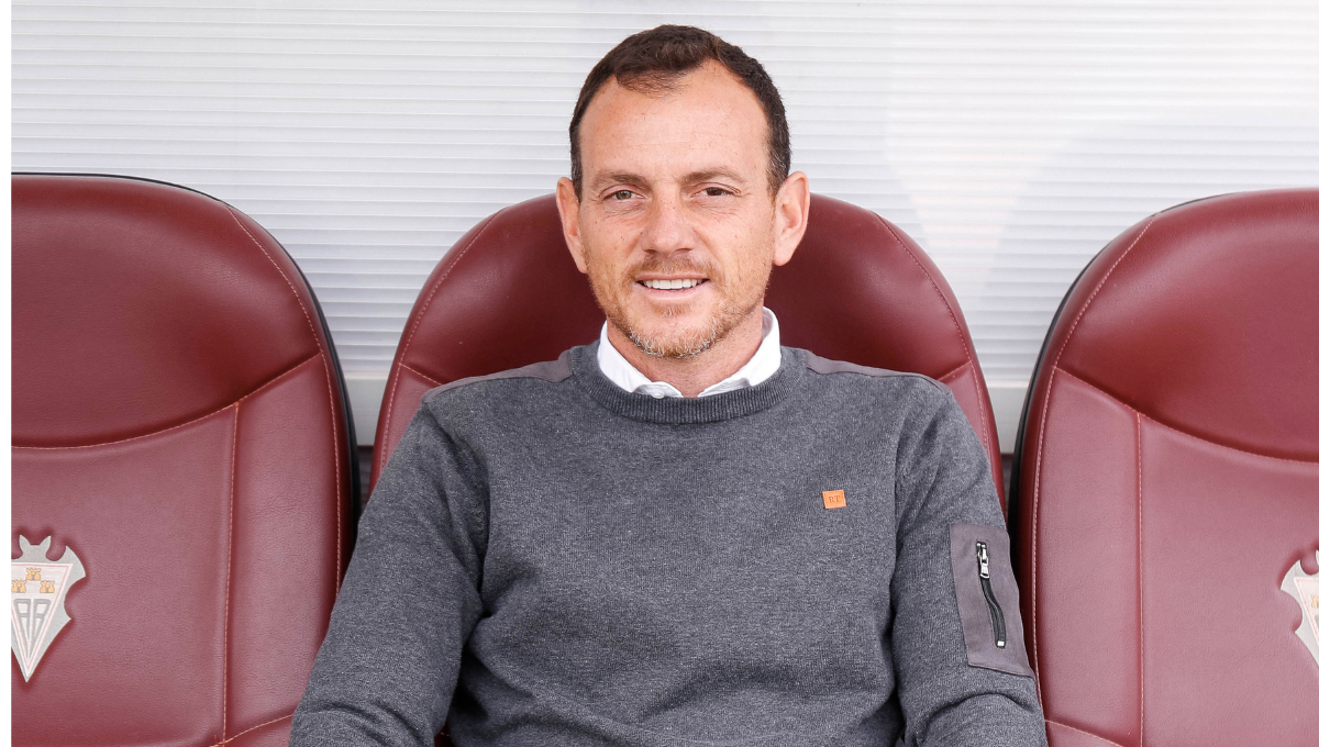 Piden la marcha de Alberto González