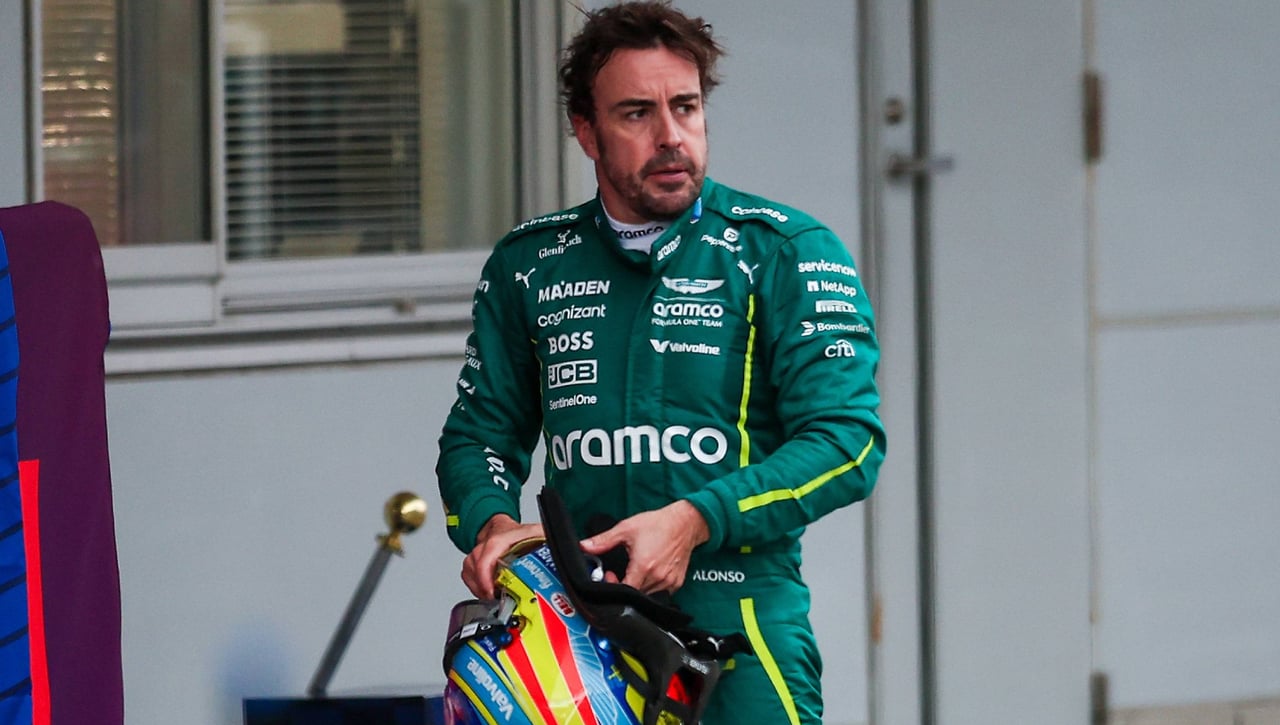 Fernando Alonso pone fin a sus problemas en Aston Martin 