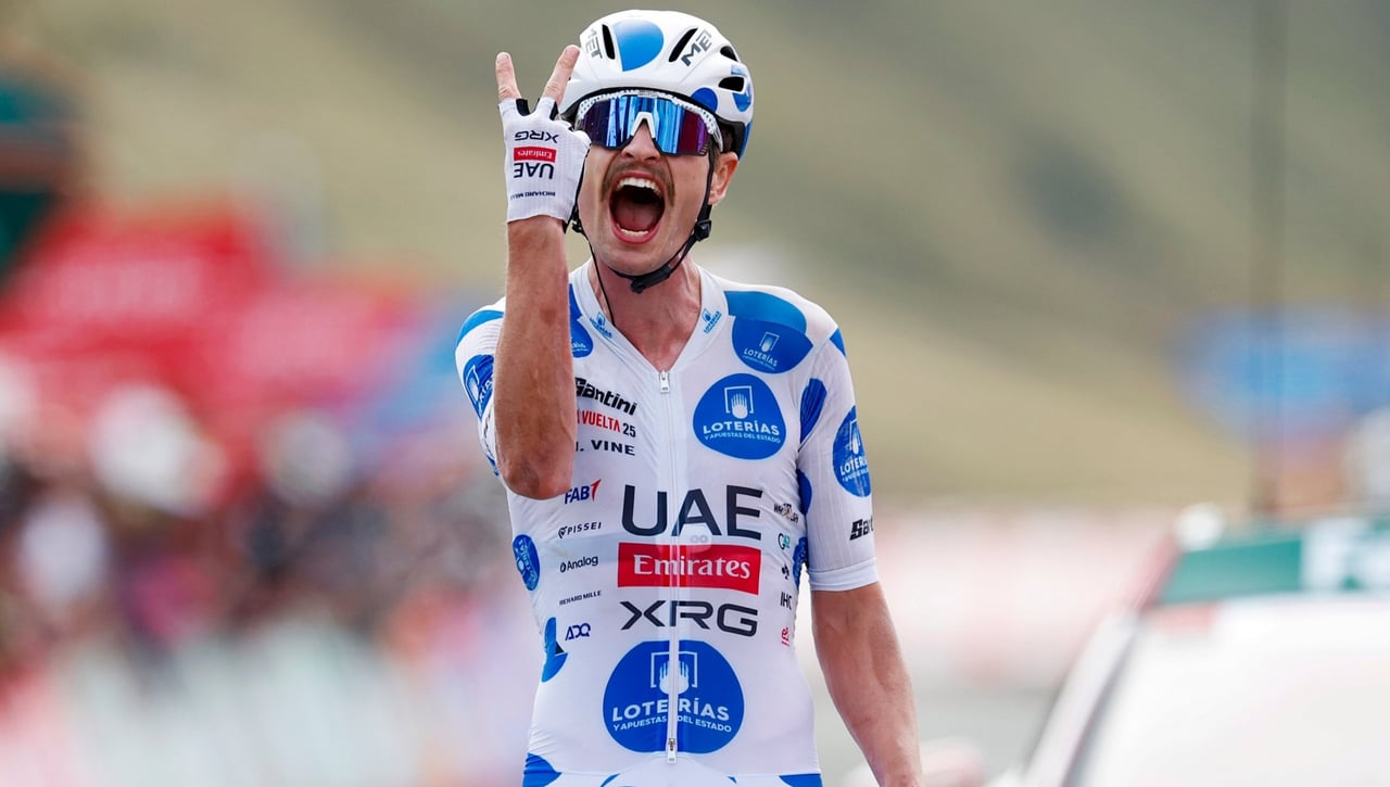 Doble portazo al equipo Movistar