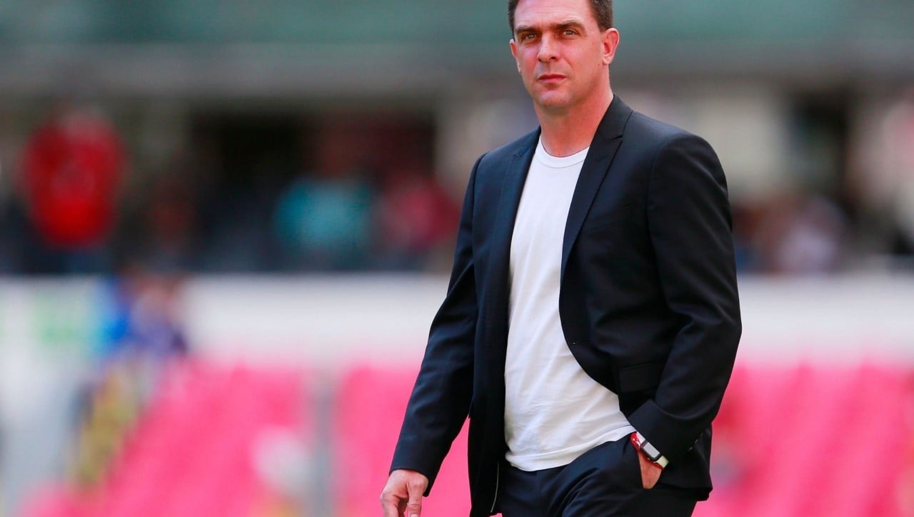 Pablo Guede "cree" en el equipo y "entendería" que le cesaran