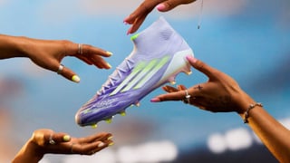 Adidas revoluciona el fútbol femenino