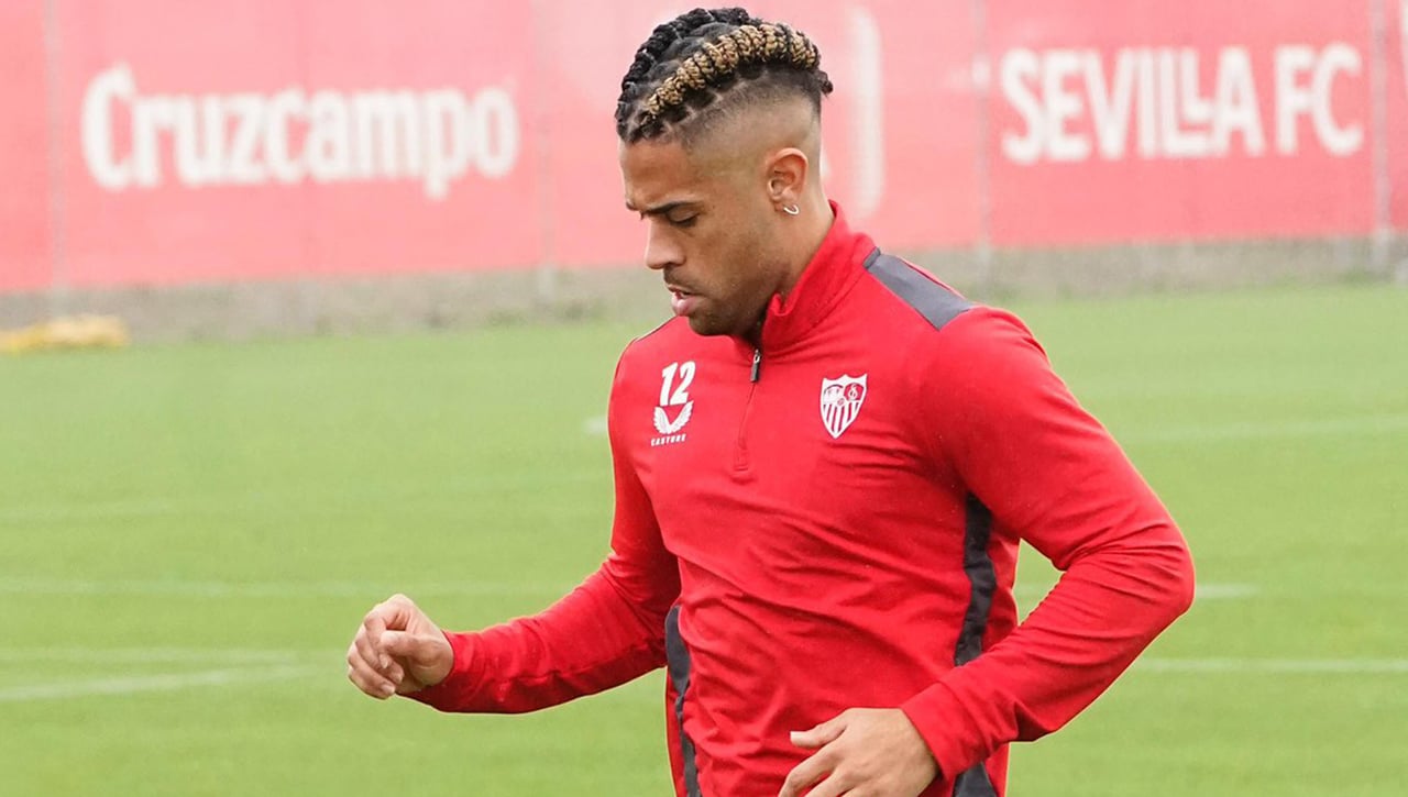 Mariano responde a la petición de Quique