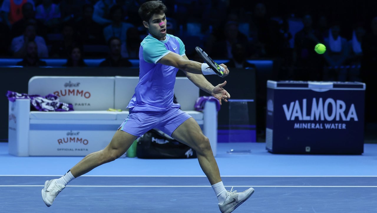 Alcaraz - Zverev, resultado y resumen del partido de Carlos Alcaraz en la fase de grupos de las ATP Finals