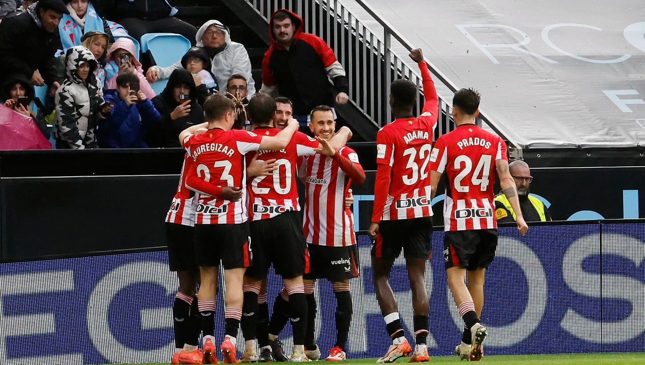 Valverde ve clara su posición