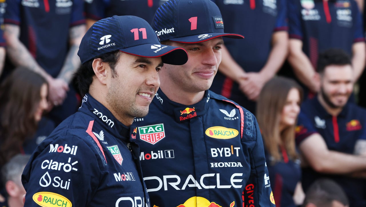 Checo Pérez seguirá ligado a Red Bull en 2025