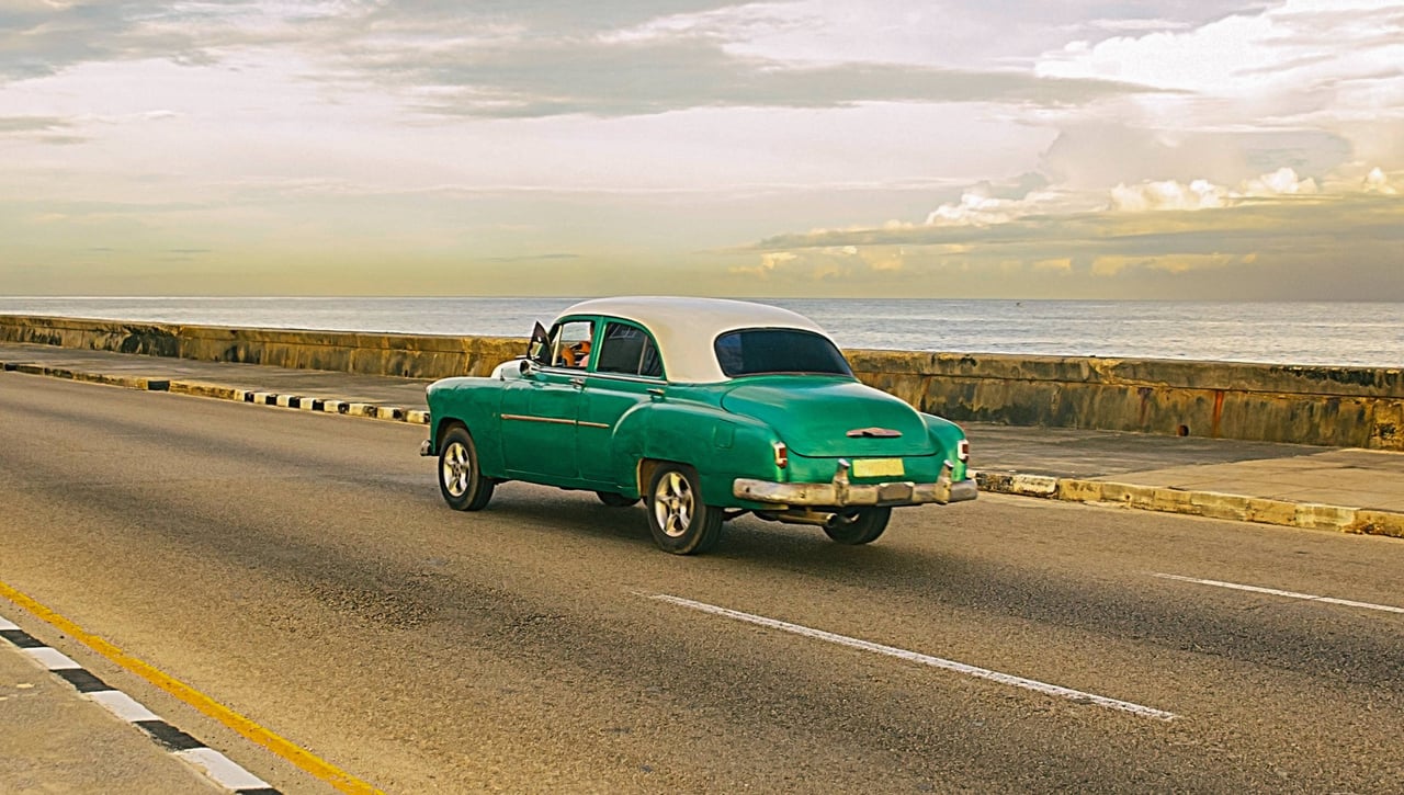 La edad para conseguir el carnet de conducir gratis según la DGT