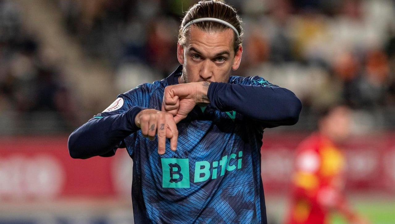 El exótico destino de Álvaro Jiménez