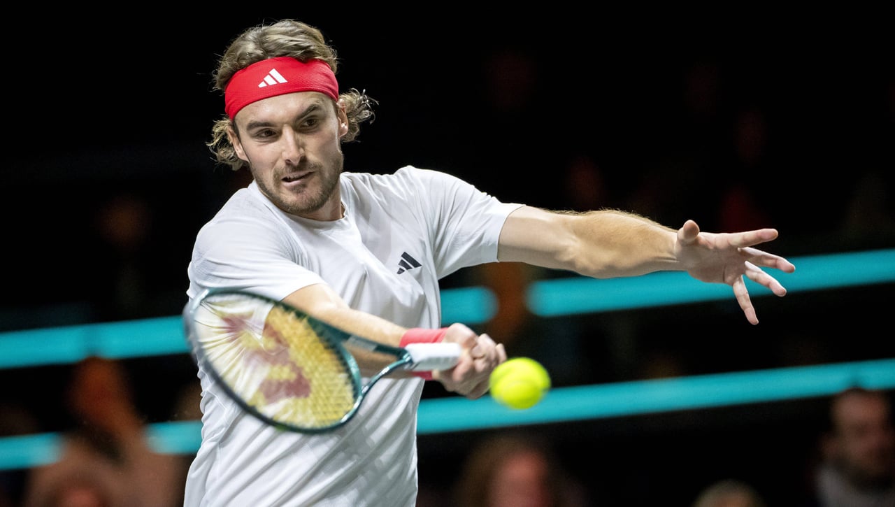 La gran sorpresa del Open de Rotterdam arrasa a Tsitsipas