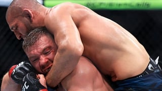Chimaev manda un reto a Ilia Topuria tras se coronarse en la UFC