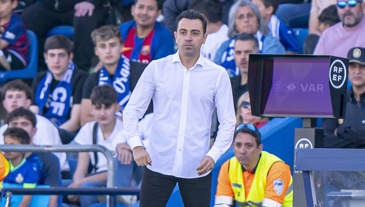 Xavi y la excusa del césped y el sol en el Getafe - Barcelona