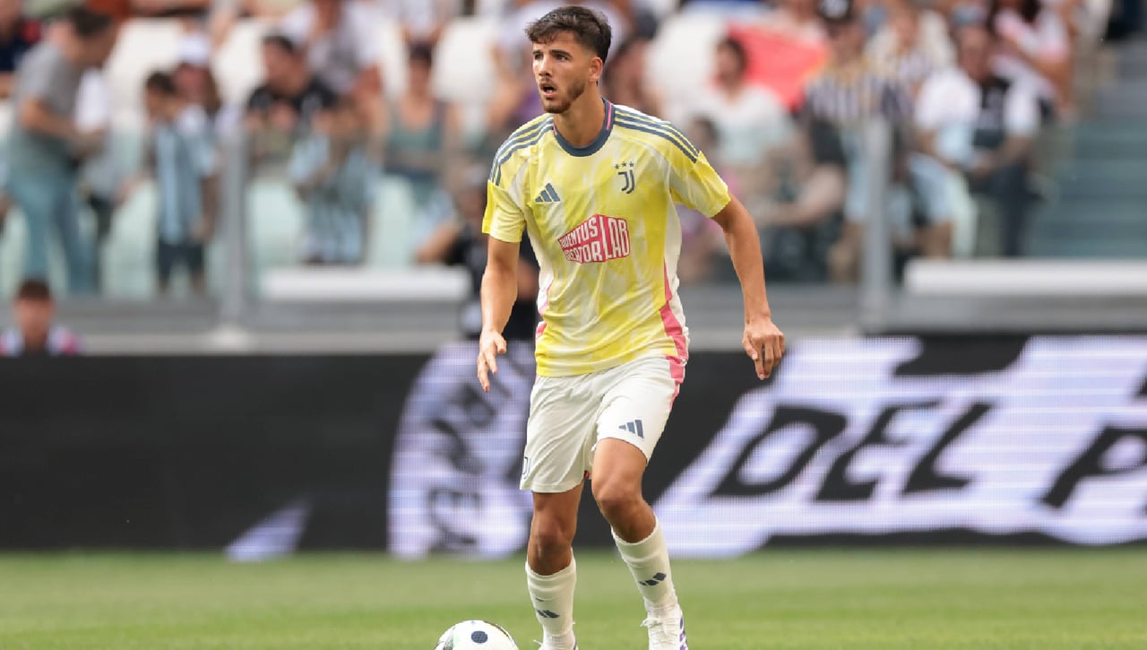 El Espanyol entra en la puja por un central