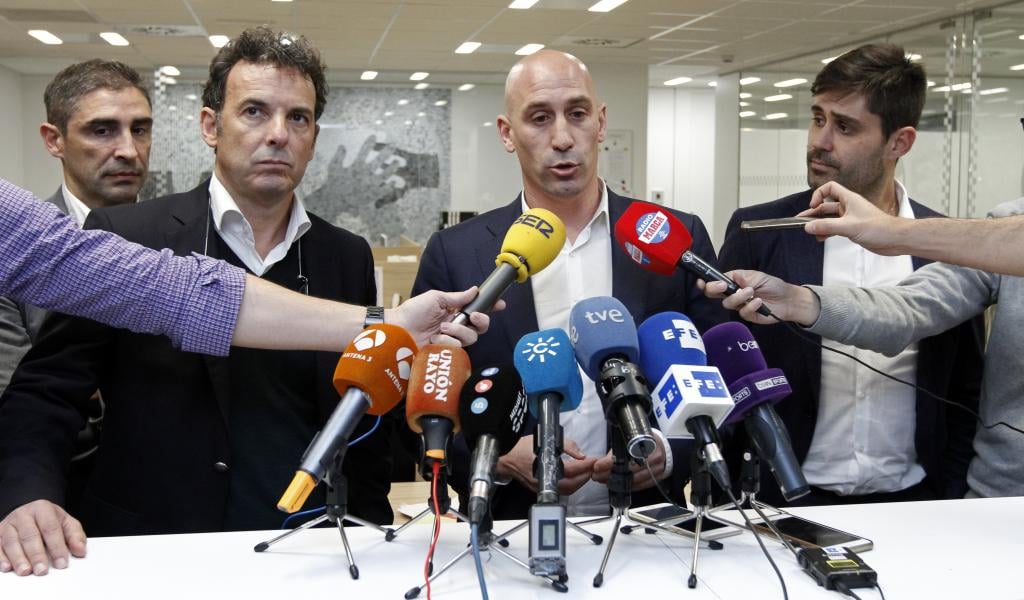 Aparece un nuevo 'caso Rubiales' que salpica a Busquets y el Clásico