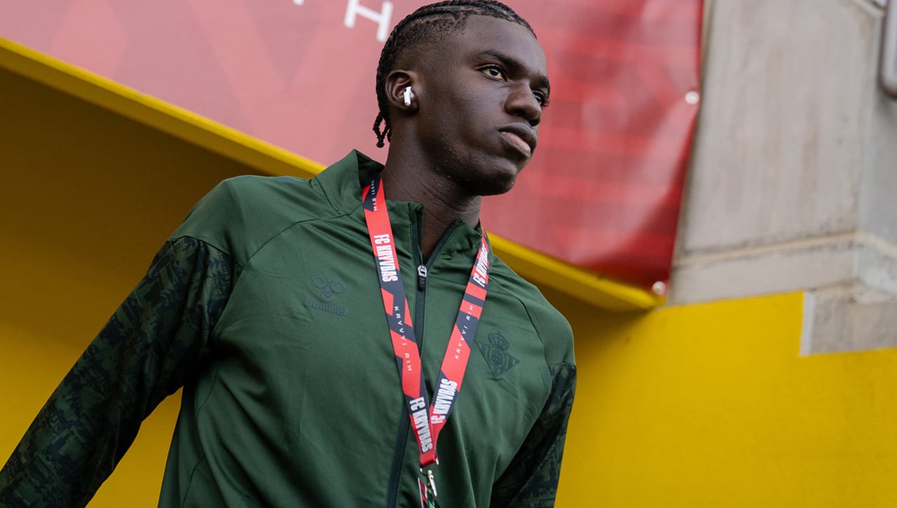 Assane Diao decide cambiar y así reaccionan en el vestuario del Betis