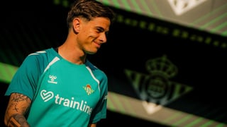 Valentín Gómez analiza su condición de comodín del Betis y opina sobre su misteriosa lesión: "Nunca sabré qué pasó"