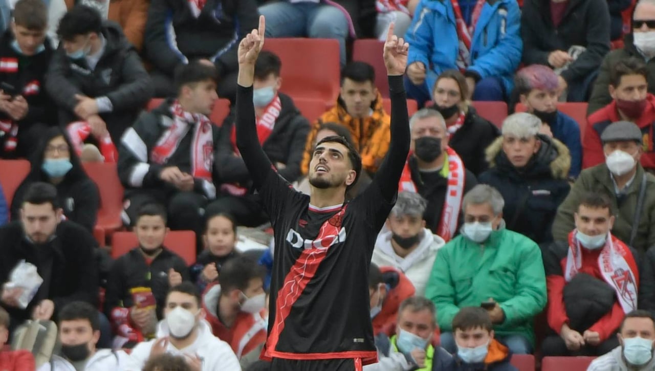 La renovación de Catena con el Rayo Vallecano