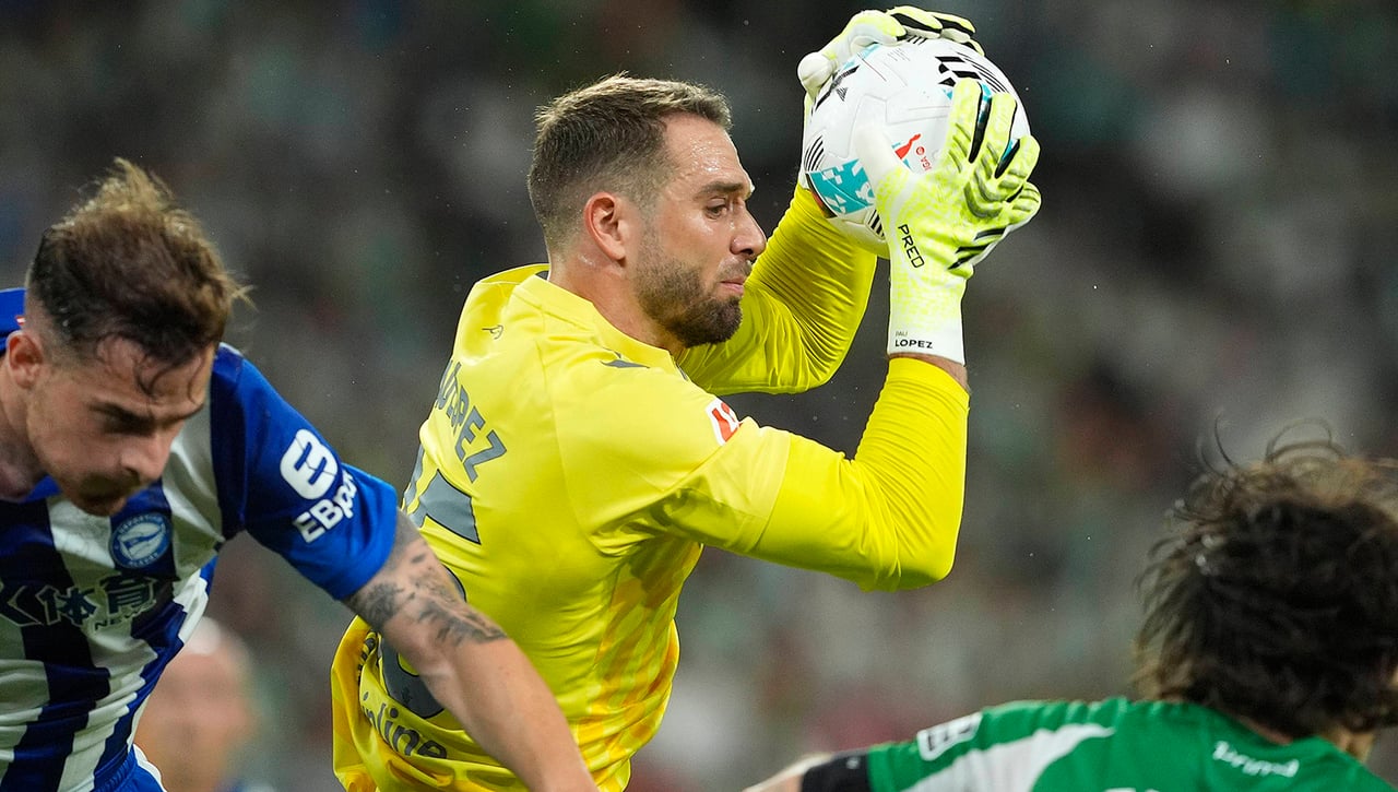 Elección determinante en el Betis si Pau López lo permite