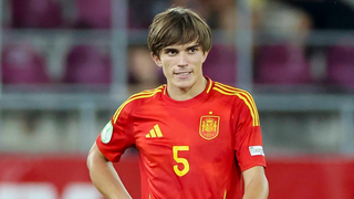 El Sporting de Gijón confirma el interés en un fichaje que ya ha debutado en Champions League