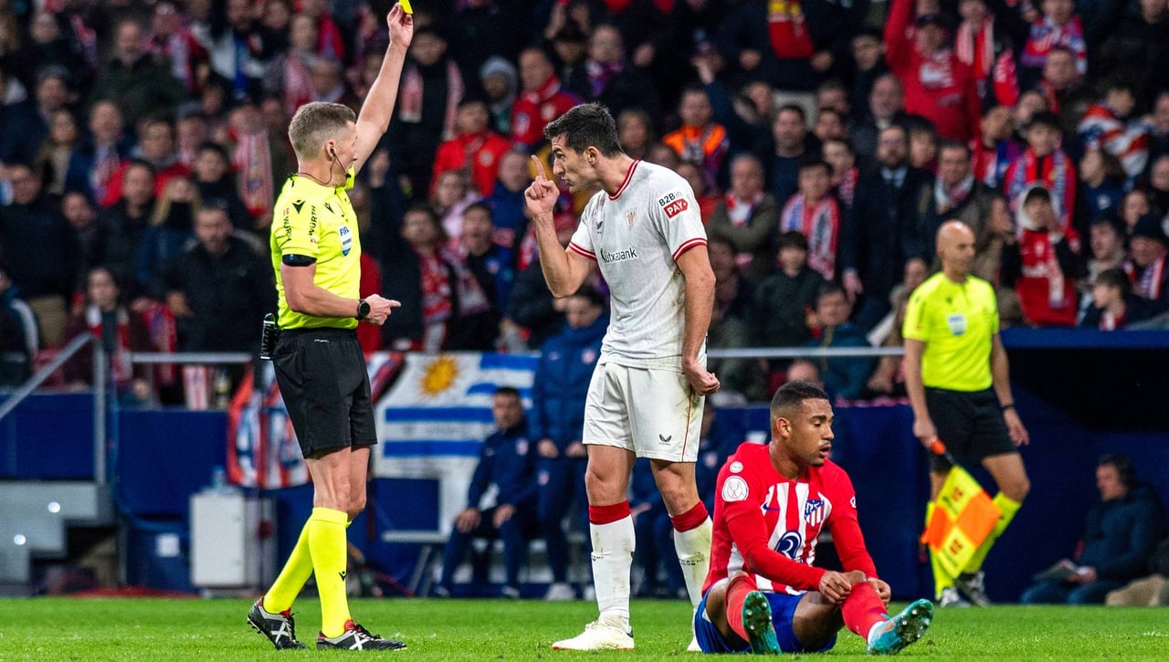 Importante aclaración de la FIFA sobre la tarjeta azul