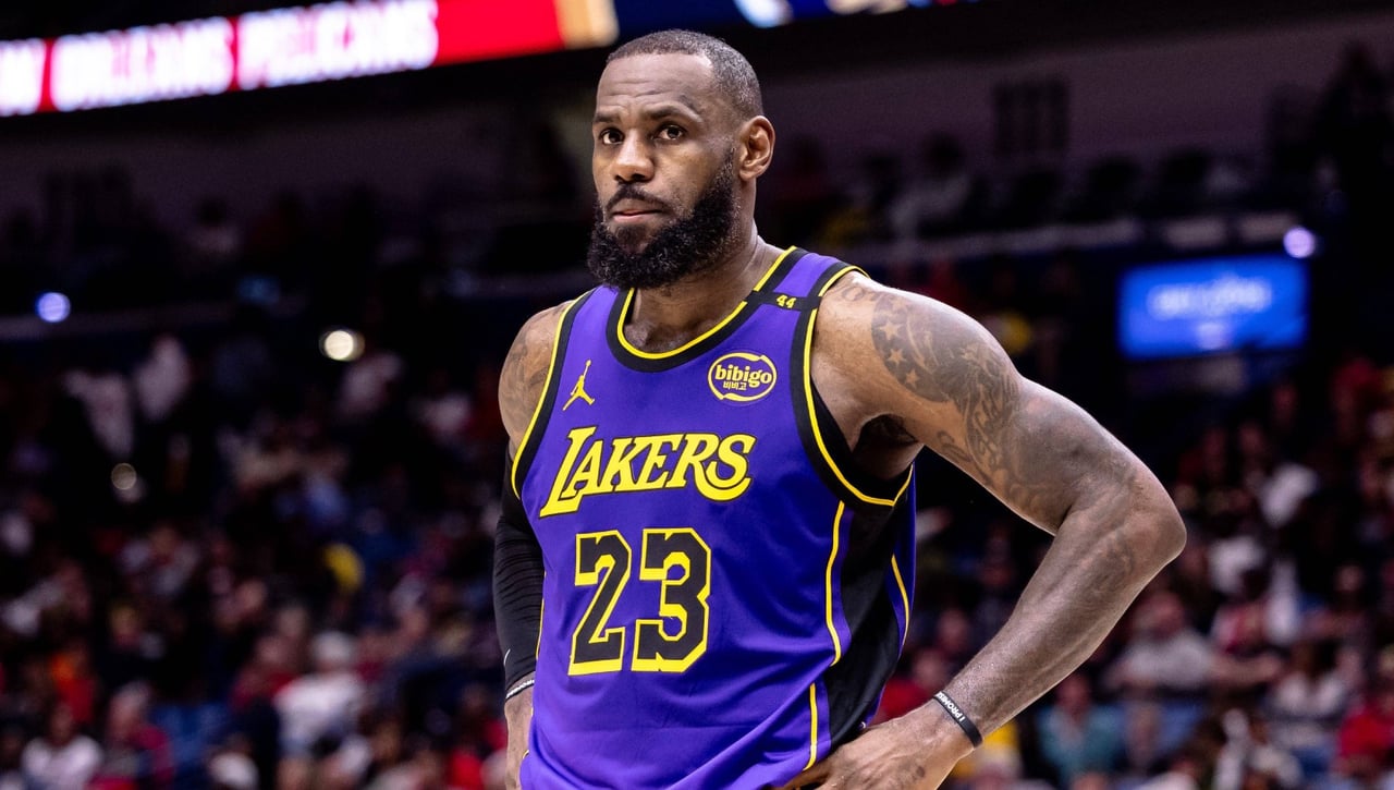 LeBron James lo deja