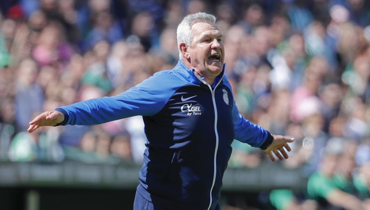 El doble palo y queja de Javier Aguirre a LaLiga