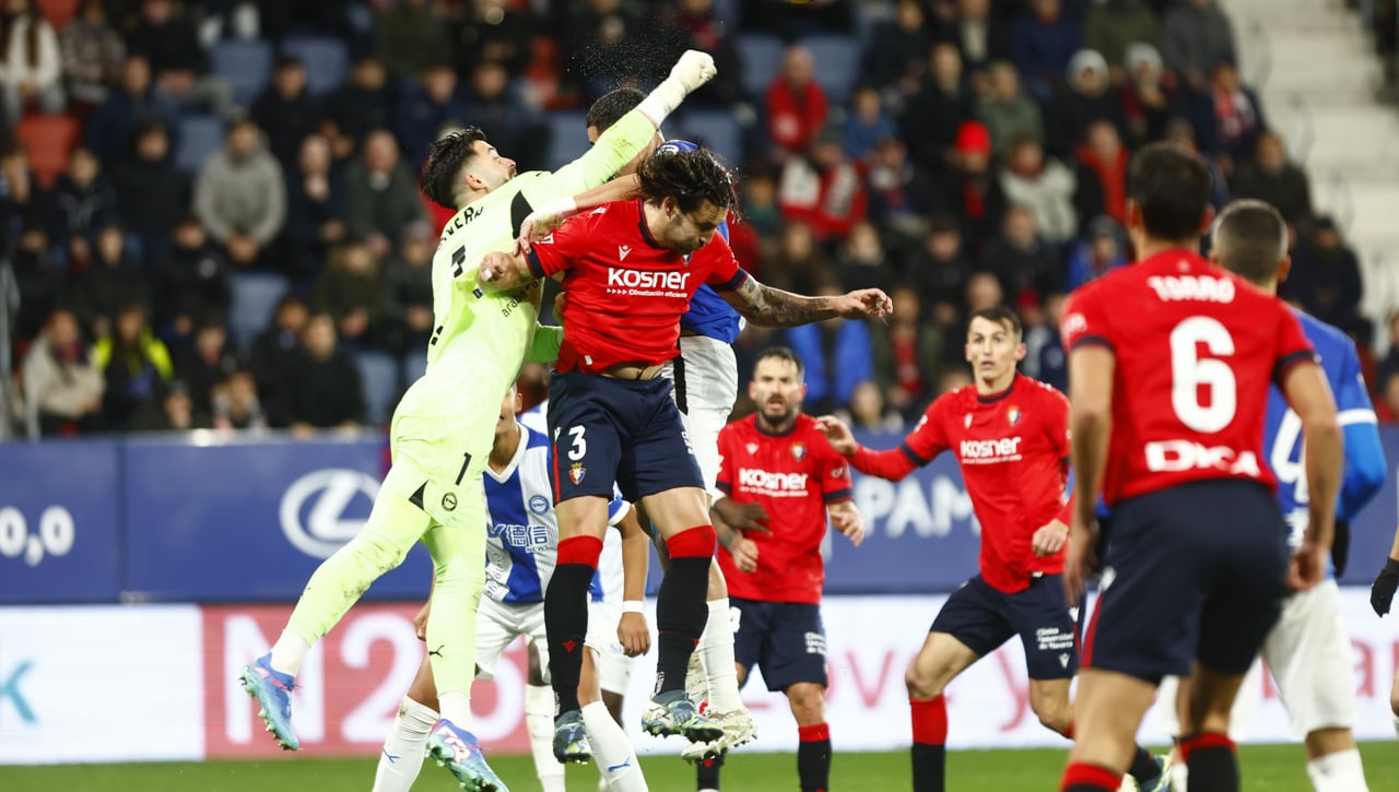 Osasuna 2-2 Alavés: Sivera se cuela en la fiesta de los ‘viejos roqueros’