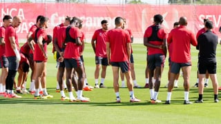 Baja de última hora en el Sevilla para el derbi que obliga a dos cambios urgentes