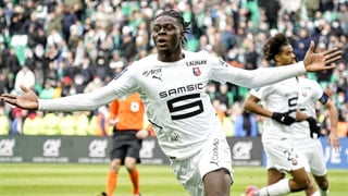 A punto de cerrar a Badé, el Sevilla podría hacer doblete en el Rennes