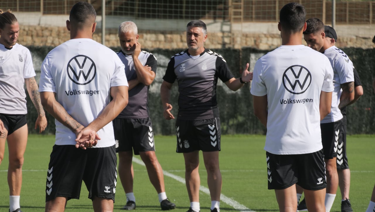 García Pimienta piensa en un futuro de Primera