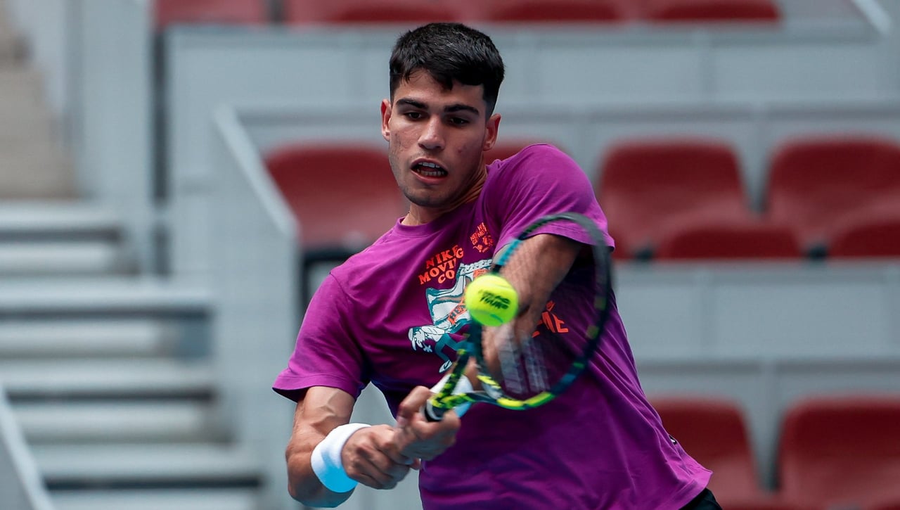 Carlos Alcaraz empieza a carburar en el ATP 500 de Pekín