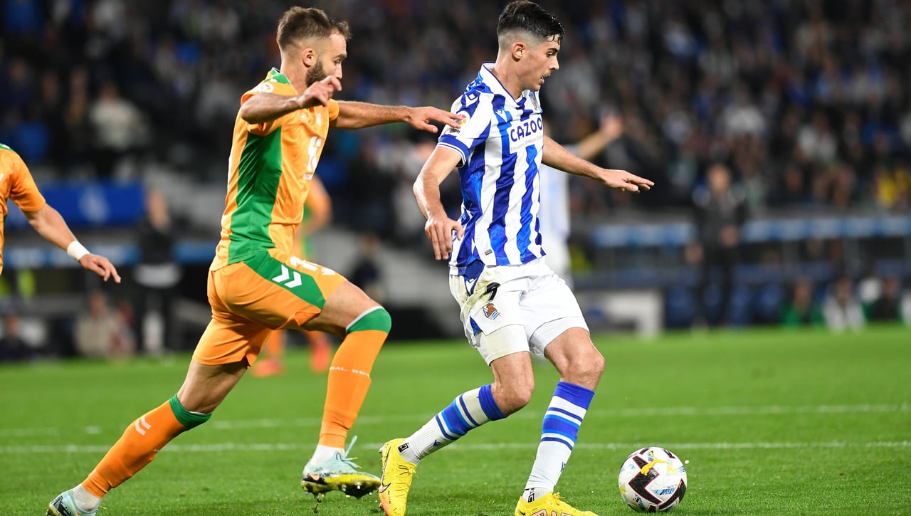 Carlos Fernández vuelve para revolucionar al Reale Arena