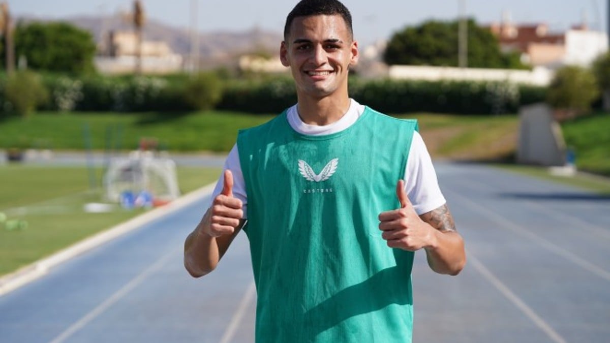 Oficial: Kaiky Fernandes ficha por la UD Almería