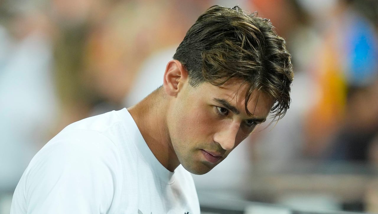 El Valencia se cierra con la venta de Jesús Vázquez