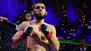 Islam Makhachev 'ningunea' al campeón del peso Wélter: "Soñaba con ser doble campeón y me quedan dos días para lograrlo"