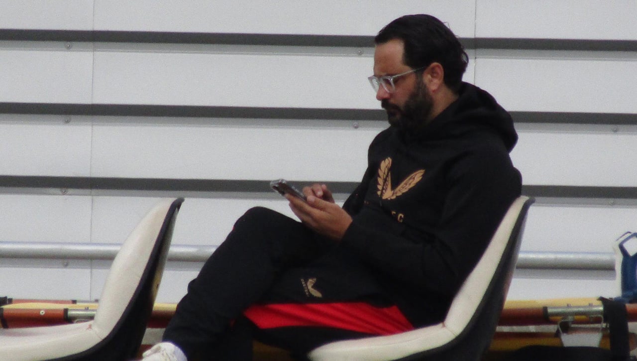 Caos con Víctor Orta en el Sevilla