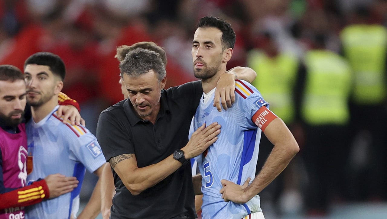 Busquets le provoca un problema a Luis de la Fuente: los cinco posibles sustitutos 