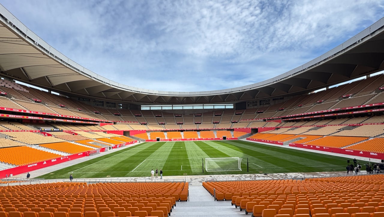 Solicita empezar fuera LaLiga por la resiembra de La Cartuja