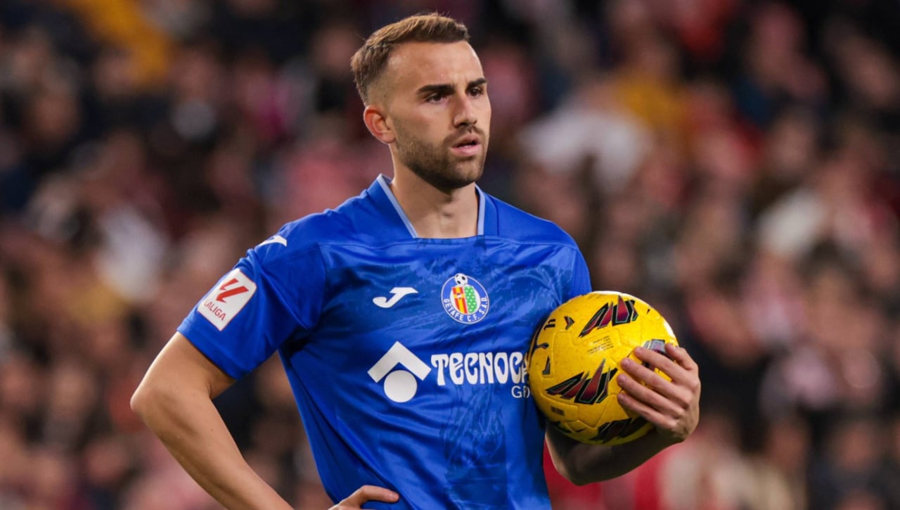 Umar Sadiq da marcha atrás al fichaje de Borja Mayoral por la Real Sociedad