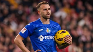 Paso atrás por Borja Mayoral