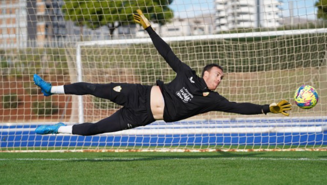 Fernando Martínez destaca que el Almería necesita más apoyo